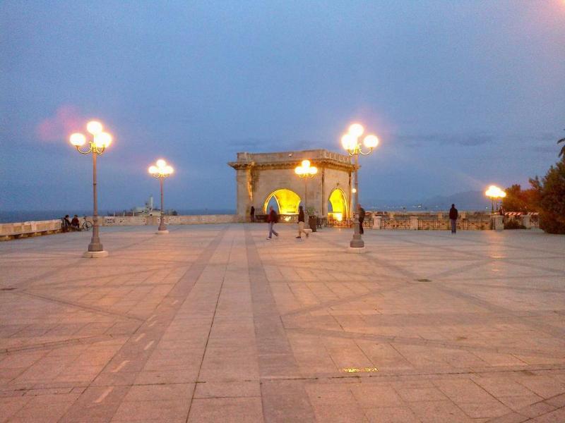 Sardinia Domus Bed & Breakfast Cagliari Bagian luar foto